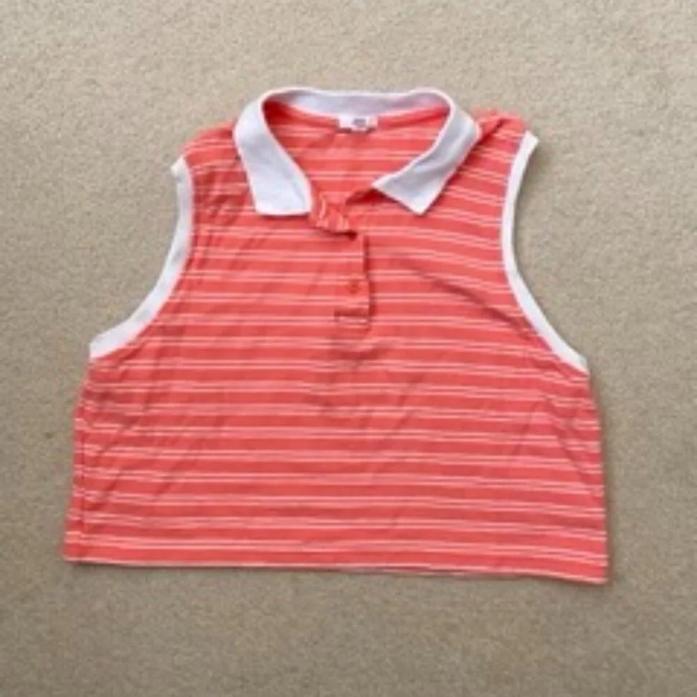 Crop Top - Picture 1 of 3